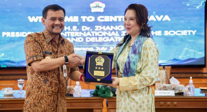 
					Zheng He Society Jajaki Kerja Sama dengan Jateng, Fokus pada Investasi, Perdagangan, dan Pariwisata