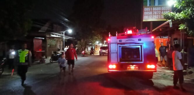 
					Kebakaran Toko Kelontong di Teras Boyolali, Polisi Bergerak Cepat Amankan Lokasi