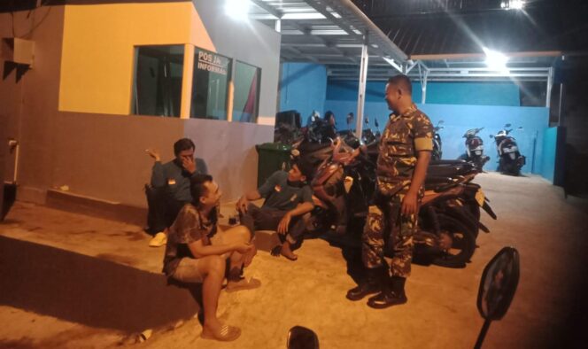 
					Koramil 25 Paranggupito dan Warga Perkuat Sinergi Jaga Keamanan Lingkungan