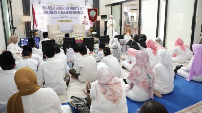 
					Ketahanan Keluarga Jadi Kunci Hadapi Beragam Persoalan Sosial, Nawal Yasin Ajak Perkuat Nilai Keimanan