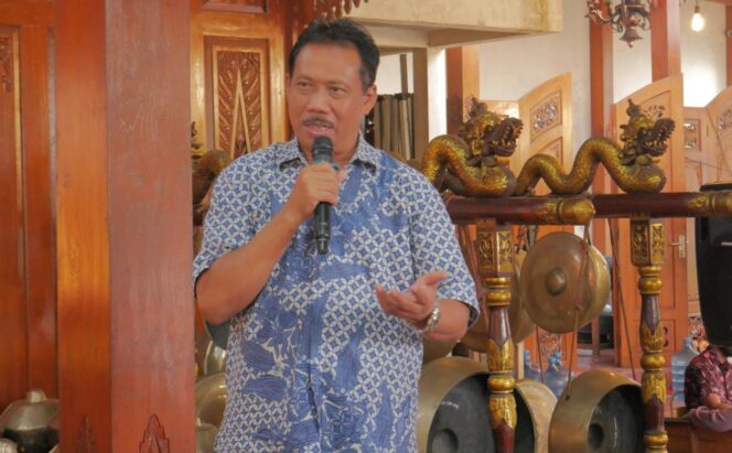 
					Anggota Komisi B DPRD Jateng, Martono 