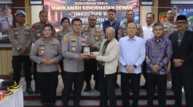 
					Kapolres Boyolali Terima Kunjungan MKD DPR RI, Personel Diberi Pemahaman Hak Imunitas dan TNKB Khusus