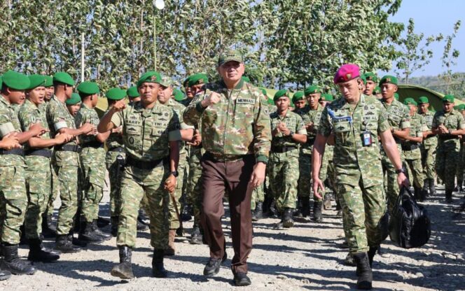 
					Menhan Tinjau Yonif TP Jajaran Kodam IV/Diponegoro, Pastikan Kesiapan Satuan Perkuat Pertahanan Nasional