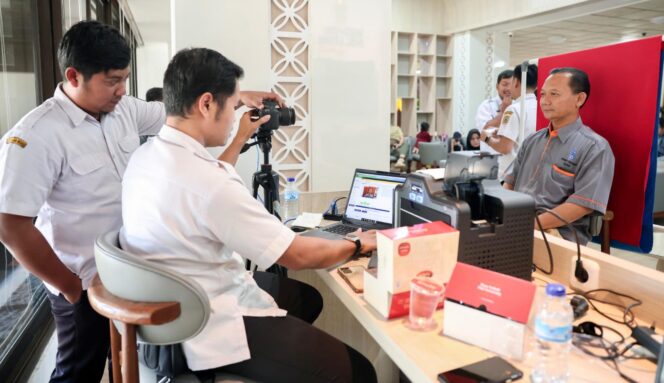 
					Rumah Rakyat Jateng Permudah Layanan Adminduk, Warga Bisa Urus KTP Lintas Daerah
