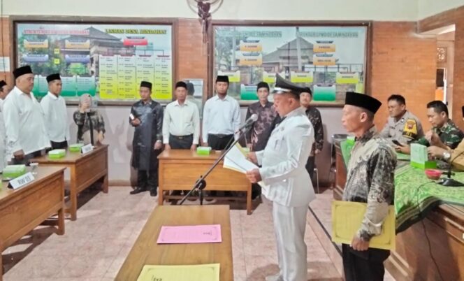 
					Petinggi Desa Mindahan Lantik Ketua RT Se-Desa, Perkuat Sinergi Pemerintah dan Masyarakat