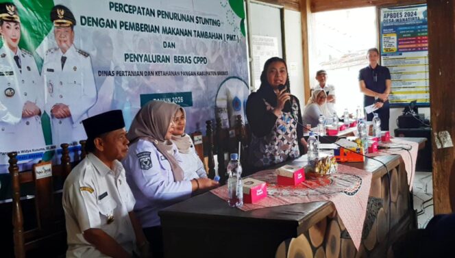 
					Pemkab Brebes Salurkan PMT dan CPPD kepada 300 Keluarga, Perkuat Upaya Percepatan Penurunan Stunting