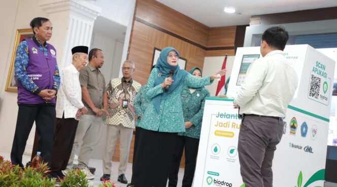
					Jelantah Jadi Rupiah Resmi Diluncurkan di Jateng, Warga Bisa Jual Minyak Bekas Rp7.000 per Liter