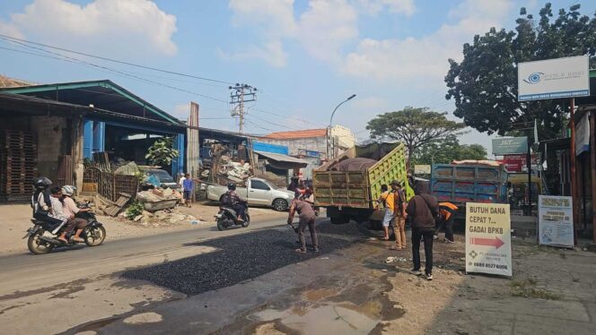 
					DPU Kota Semarang Percepat Penanganan Jalan Kalipancur