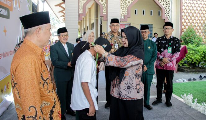 
					Festival Anak Sholih 2026 Digelar di Ungaran, Wabup Tekankan Pentingnya Pembentukan Karakter Generasi Muda