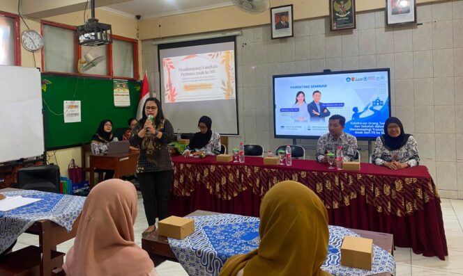 
					Peringati Hari Anak Nasional 2026, SDN Petompon 02 Perkuat Sinergi Orang Tua dan Sekolah melalui Parenting