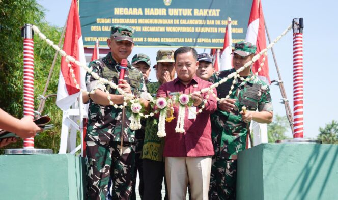 
					Pangdam IV/Diponegoro Resmikan Jembatan Garuda di Pekalongan, Pulihkan Akses Warga Pascabencana