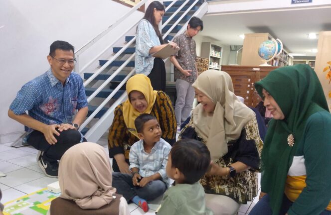 
					Peringati Hari Anak Nasional, GOPTKI Kota Semarang Kenalkan Coding Robotik untuk Anak Usia Dini