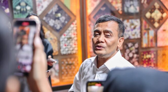 
					Gubernur Jateng Prihatin atas OTT Bupati Pemalang, Tegaskan Pencegahan Korupsi Terus Diperkuat