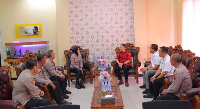 
					Kapolres Kendal Pererat Sinergi dengan Kejari Demi Optimalisasi Penegakan Hukum