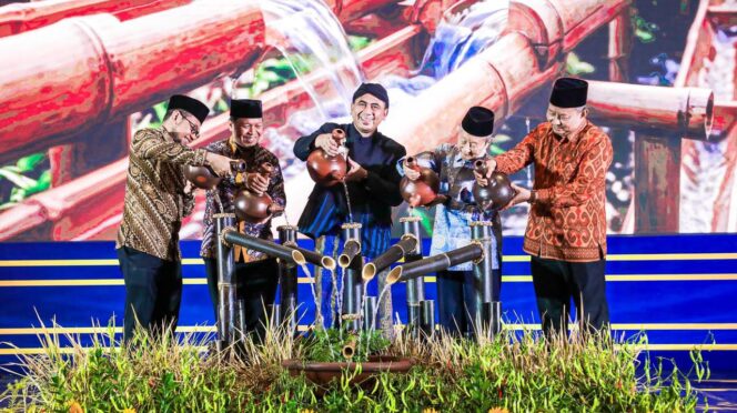 
					Fajar 2026 Jadi Motor Penguatan Industri Halal Jateng, Omzet UMKM Tembus Rp10 Juta Sehari
