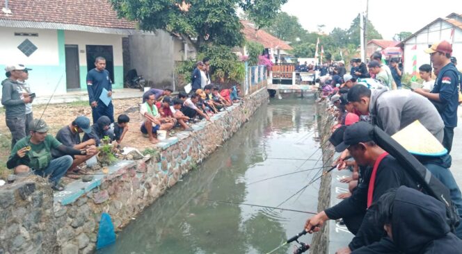 
					Semarak HUT Ke-81 RI, RW 02 Desa Jatisawit Gelar Lomba Mancing Lele, Diikuti 209 Peserta