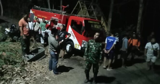 
					Kebakaran Lahan 3,2 Hektare Terjadi di Gunung Gandul Wonogiri, Petugas Gabungan Bergerak Cepat