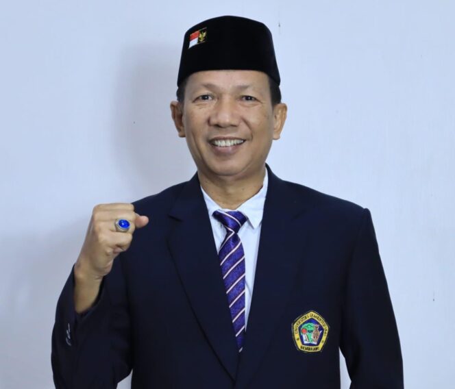 
					Dekan Fakultas Hukum Universitas 17 Agustus 1945 Semarang, Dr. Edi Pranoto, SH., M.Hum.