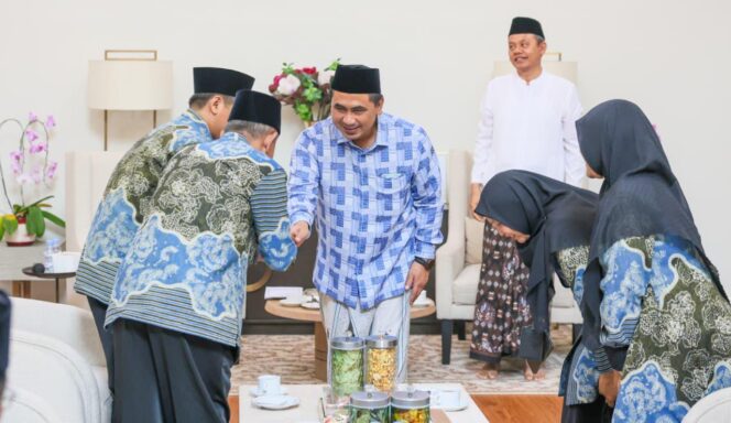 
					Wagub Taj Yasin Beri Pesan untuk Kafilah MTQ Korpri Jateng Sebelum Berlaga di Sulsel
