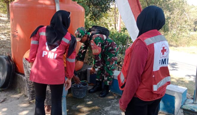 
					Peduli Warga Kekurangan Air, Majelis Taklim An Nur Kirim 16 Ribu Liter Air ke Sragen
