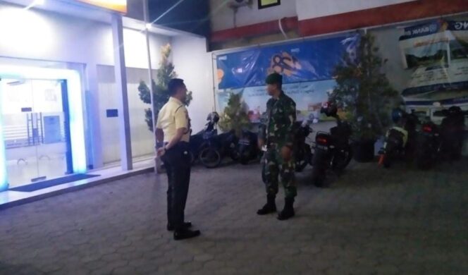 
					Patroli Malam Koramil Selogiri Sasar Sejumlah Obyek Vital