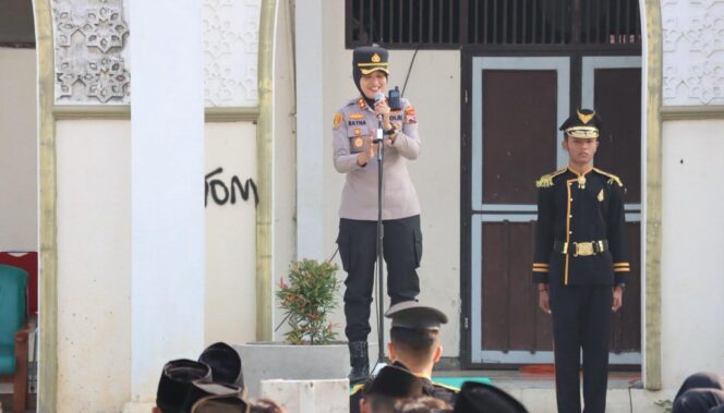 
					Kapolres Kendal Ajak Pelajar MAN Jauhi Tawuran, Kreak, dan Senjata Tajam