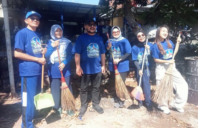 
					Partai Demokrat Kabupaten Semarang Gelar Aksi Peduli Lingkungan Lewat Gerakan Langit Biru