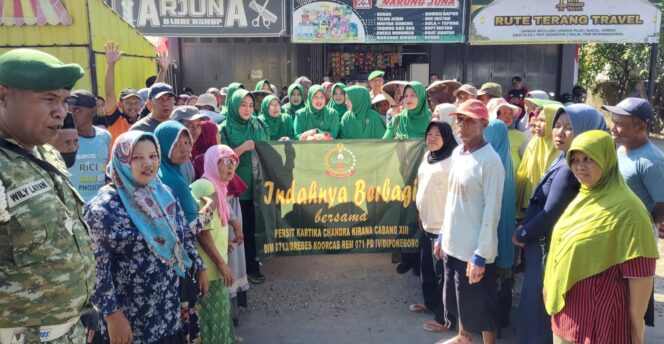
					Persit KCK Brebes Salurkan Sembako Lewat Jumat Berkah, Wujud Kepedulian kepada Warga Kurang Mampu