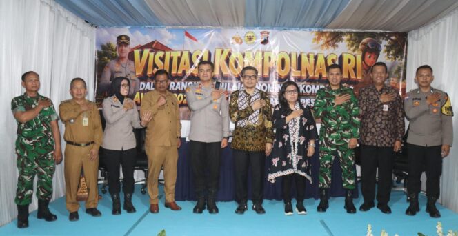 
					Kompolnas Visitasi Polsek Nogosari, Nilai Inovasi Kopi Curhat Pak Bhabin
