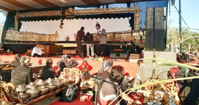 
					Ruwatan dan Bersih Desa Pruwatan Meriah, Wayang Kulit “Semar Semoro” Tutup Pentas Seni Budaya