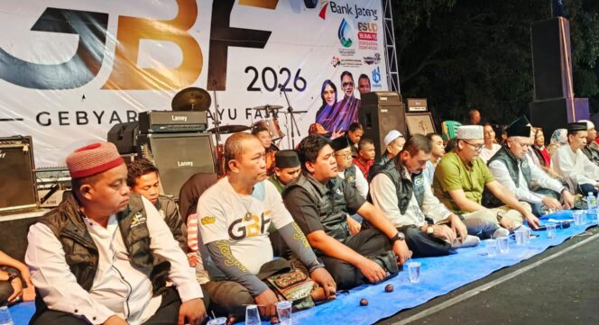 
					Tiga Warga Meninggal dalam Tragedi Runtuhnya Gedung Hogwan, Panitia GBF Gelar Doa Bersama