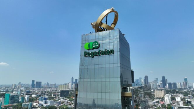 
					Cicil Emas dan Cicil Tabungan Emas menjadi pilihan bagi masyarakat yang ingin membangun aset secara bertahap dengan skema pembayaran sesuai kemampuan finansial