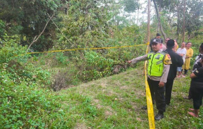 
					Warga Bandungan Temukan Bayi Perempuan Terkubur di Kebun Saat Cari Rumput