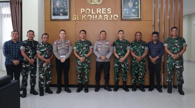 
					Danyonif TP 449/SH Silaturahmi ke Polres Sukoharjo, Perkuat Kolaborasi TNI-Polri