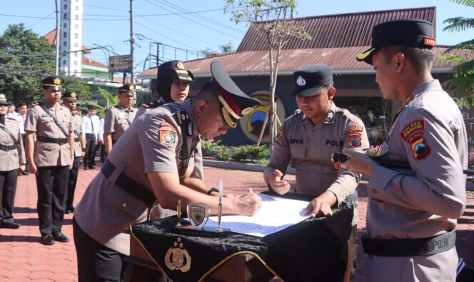 
					Rotasi Jabatan di Polres Semarang, Wakapolres hingga Kapolsek Berganti