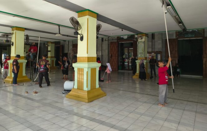 
					Jelang MTQ Nasional, Kemenag Ajak Warga Semarang Gerakkan Bersih-Bersih Masjid