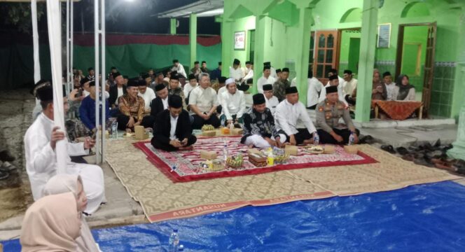 
					Maulid Nabi di Guworejo, Kasdim Sragen Tekankan Pentingnya Gotong Royong