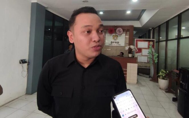 
					Ketua DPD Partai Golkar Kendal, Bagus Bimo Alit