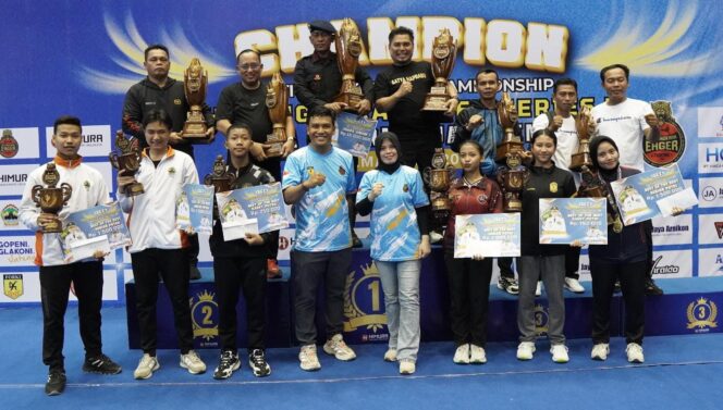
					743 Karateka dari 11 Provinsi Ramaikan Bhayangkara Eager Series II di Semarang