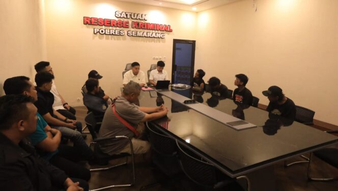 
					Berawal dari Teguran, Keributan Rombongan Punk di Tengaran Berakhir Damai