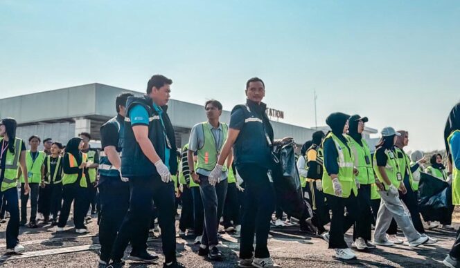 
					Bandara Ahmad Yani Semarang Gelar FOD Walk, Perkuat Budaya Keselamatan Penerbangan
