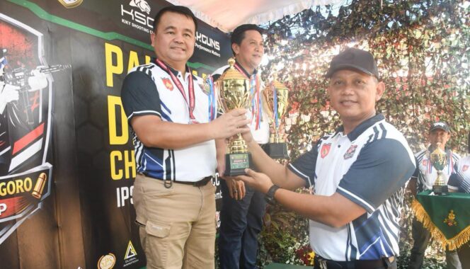 
					Pangdam IV/Diponegoro Championship 2026 Dibuka, Atlet Menembak Adu Ketangkasan di Semarang