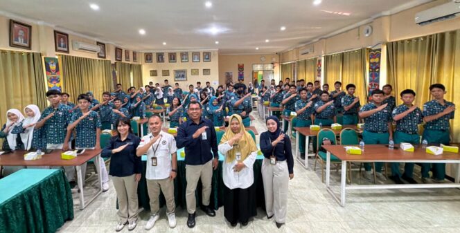 
					Bandara Ahmad Yani Gandeng BNNP Jateng Edukasi Pelajar Semarang tentang Bahaya Narkoba