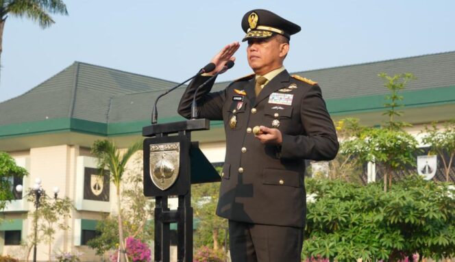 
					Hari Kesaktian Pancasila, Pangdam IV/Diponegoro Ajak Prajurit Perkuat Persatuan