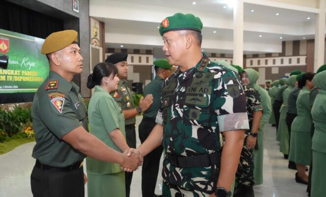 
					27 Pamen Kodam IV/Diponegoro Naik Pangkat, Pangdam: Bukan Sekadar Simbol di Pundak