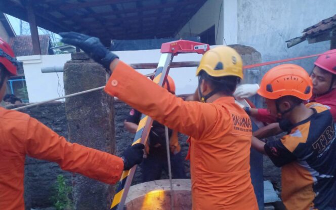 
					Tragis, Warga Sungapan Pemalang Tercebur Sumur Saat Hendak Ambil Air