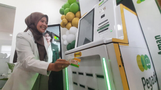 
					ATM Emas Pegadaian Hadir di Semarang, Cetak Logam Mulia 15 Menit Mulai 1 Gram